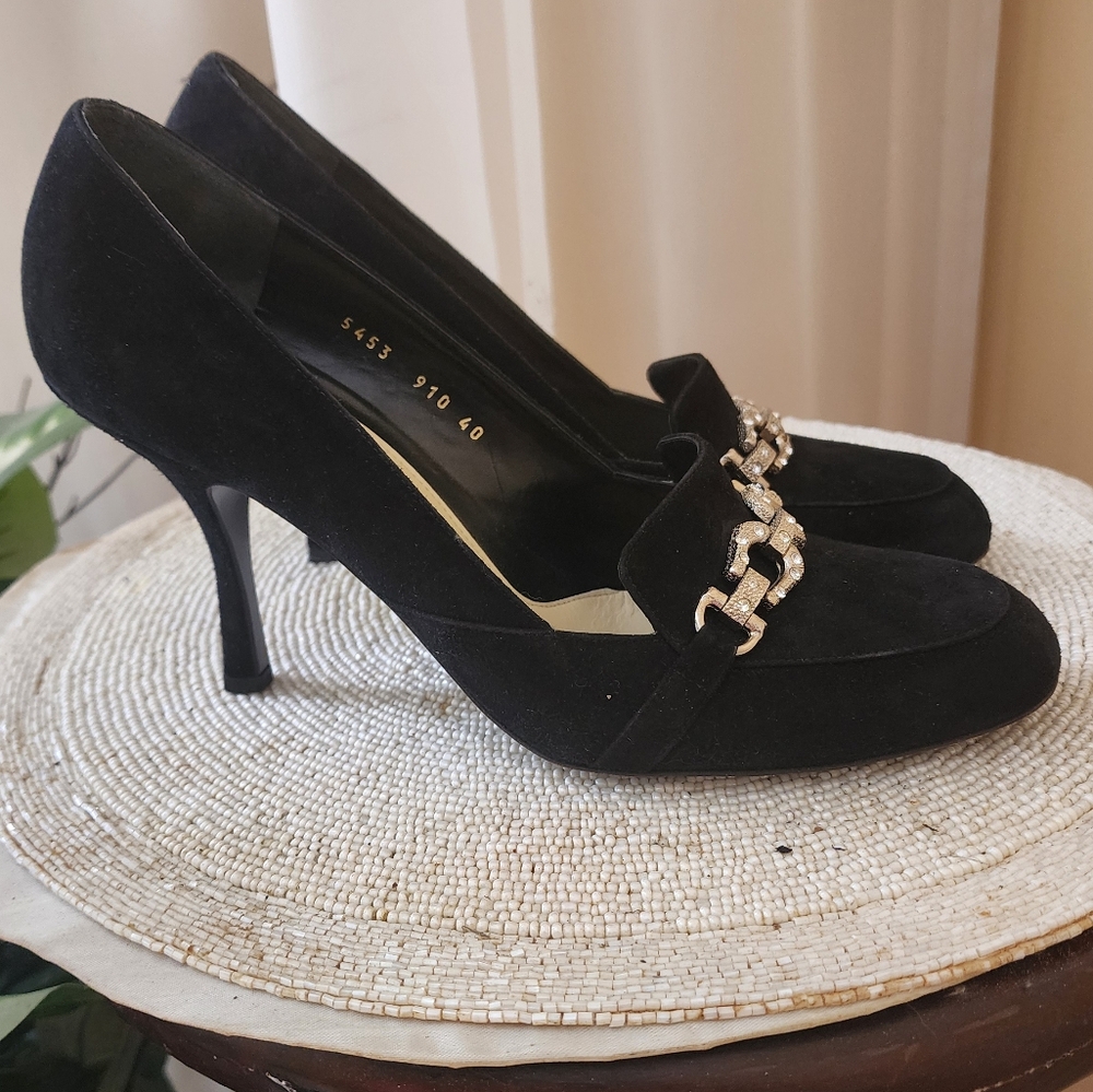 MICHEL PERRY SUEDE STILETTO'S Crystal Embellished Buckle, Black  Heels.Like New.